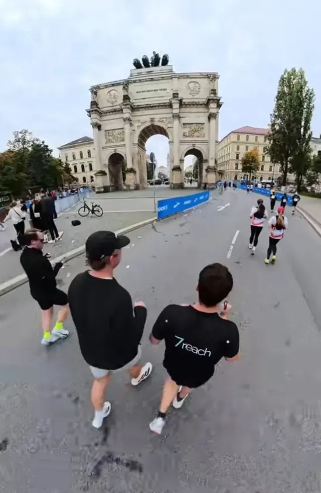 Lauf Richtung Siegestor in München